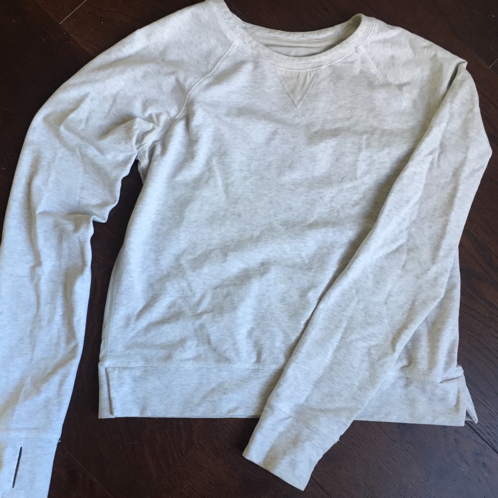 Lululemon Voyage Pullover